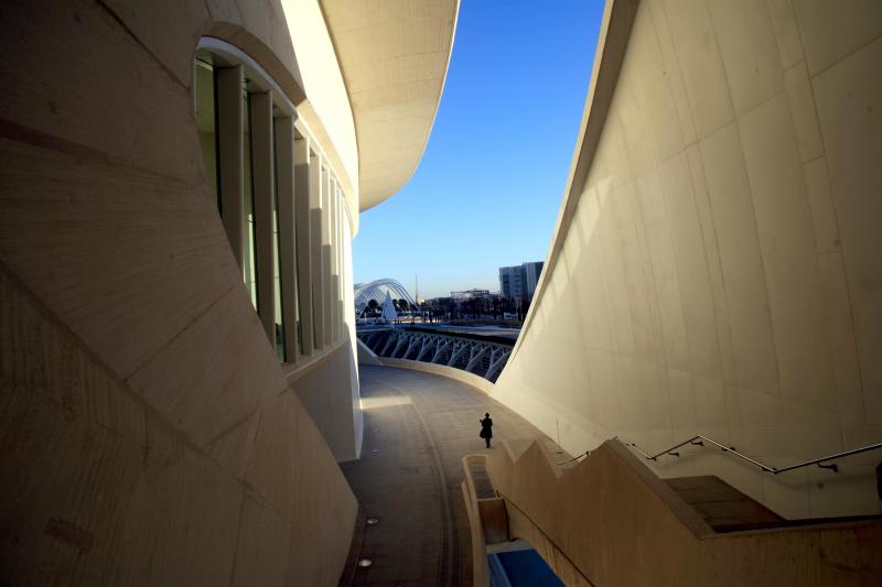 Pasillo exterior palau de les arts