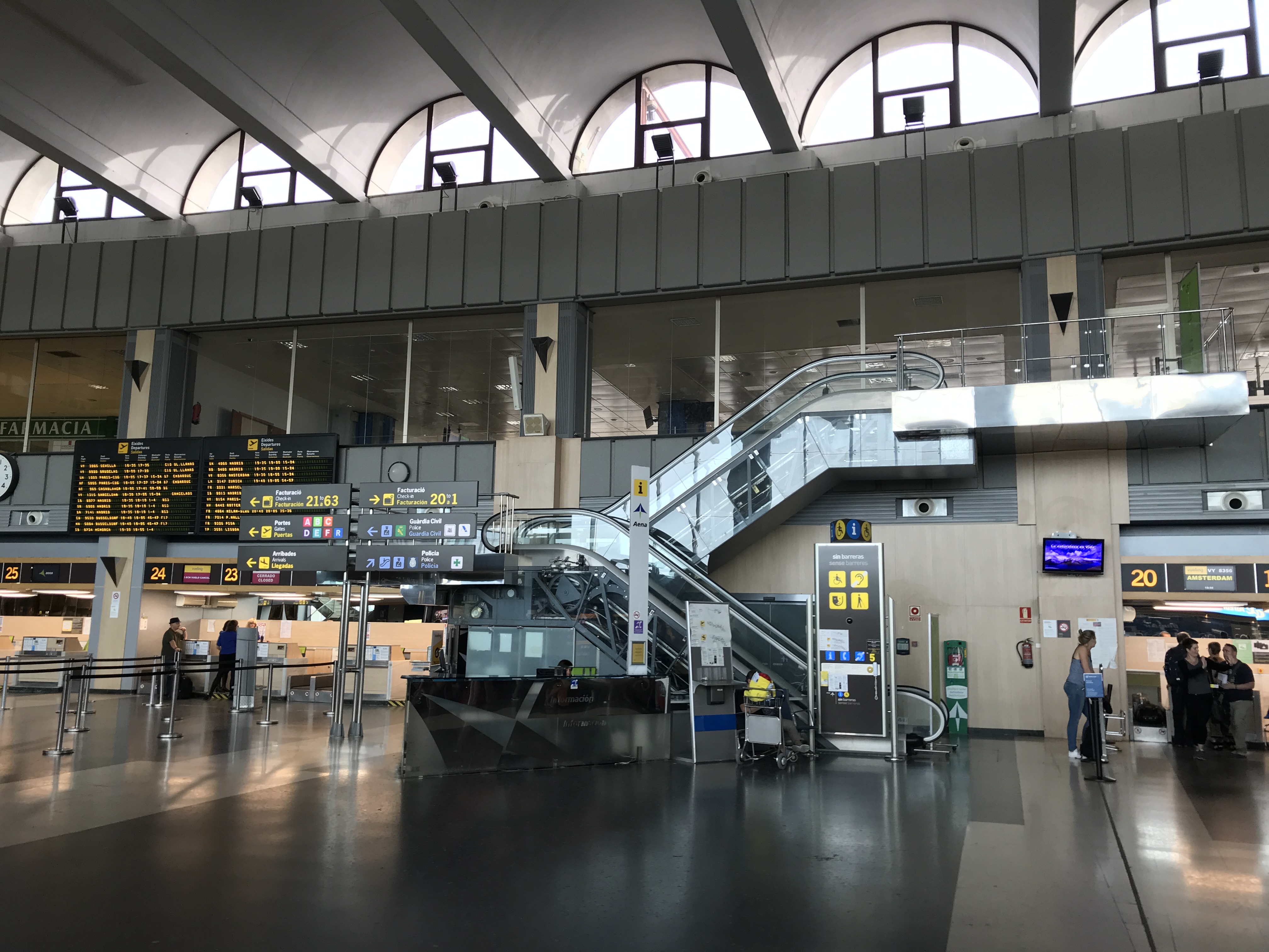 Aeropuerto de Valencia gate